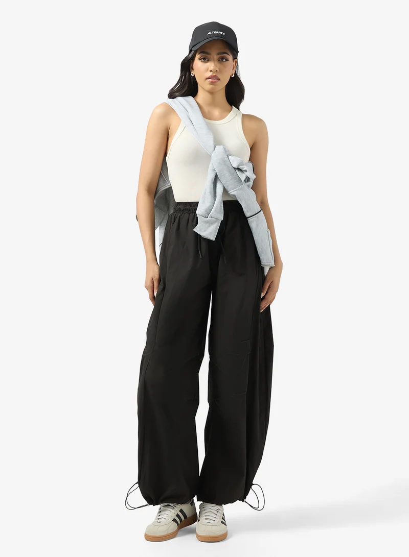 جينجر Elasticised Waist Parachute Pants