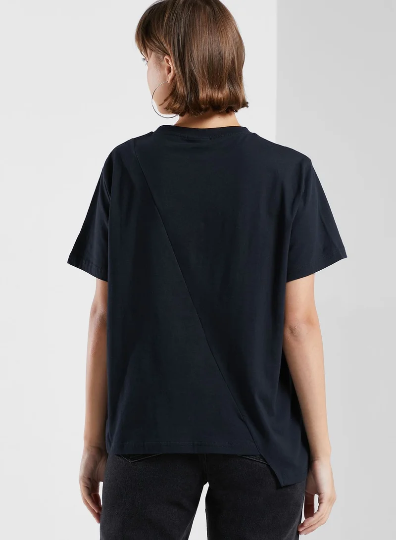 Ellesse Alibi Oversized T-Shirt