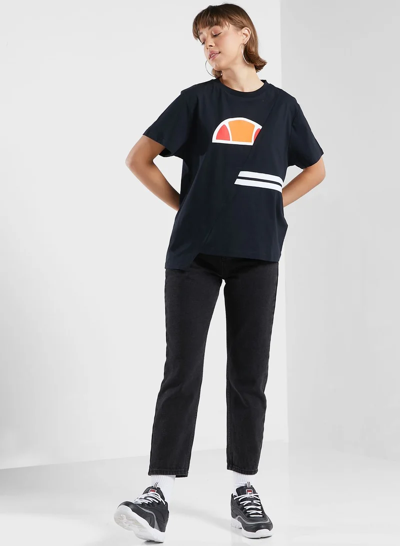 Ellesse Alibi Oversized T-Shirt