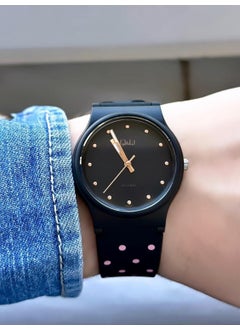 Q&Q unisex Waterproof Plastic Band Wristwatch  - Image 2