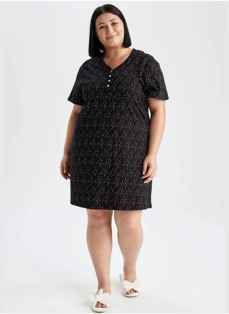 ديفاكتو Regular Fit V-Neck Short Sleeve Printed Nightdress