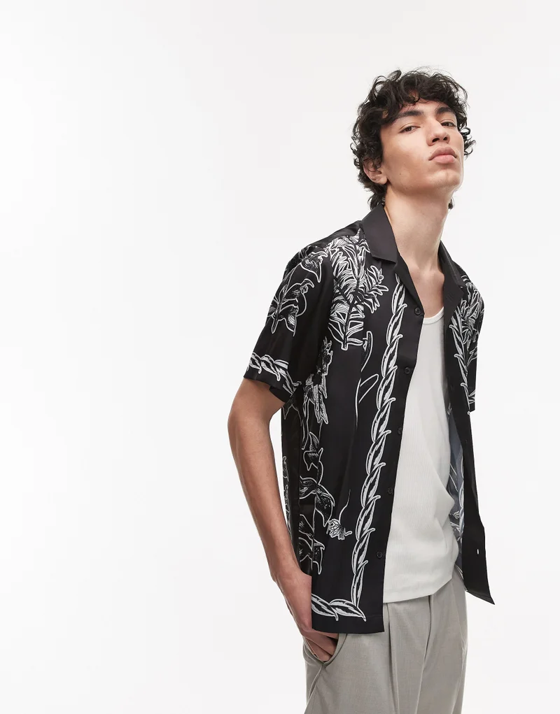 توب مان Printed Short Sleeve Shirt
