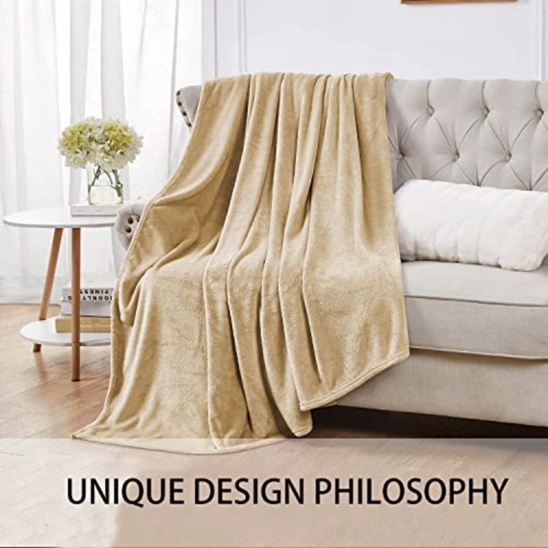 Fleece Blanket, 280GSM Super Soft Bed Blanket Plush Cozy Lightweight Flannel Blankets for Bed, Sofa, Couch, Travel, Camping - Image 4