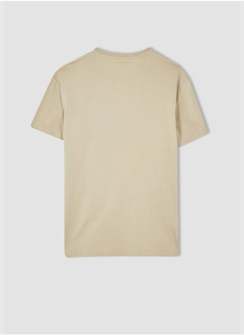 ديفاكتو Regular Fit Short Sleeve Printed T-Shirt