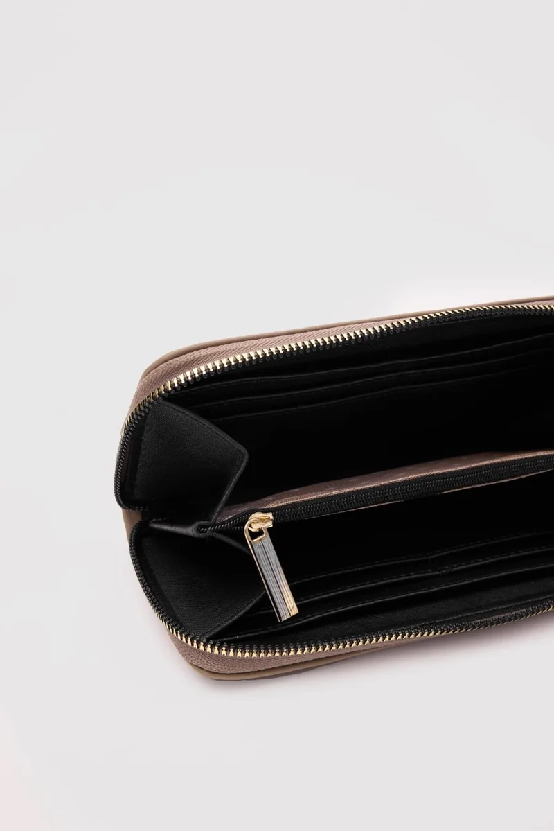 Shule Bags Women's Portfolio Wallet Dina Mink