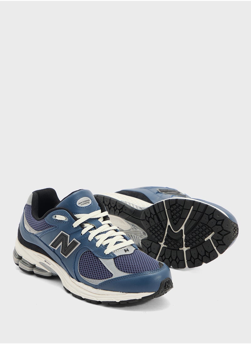 New Balance - 2002 Sneakers - Image 1