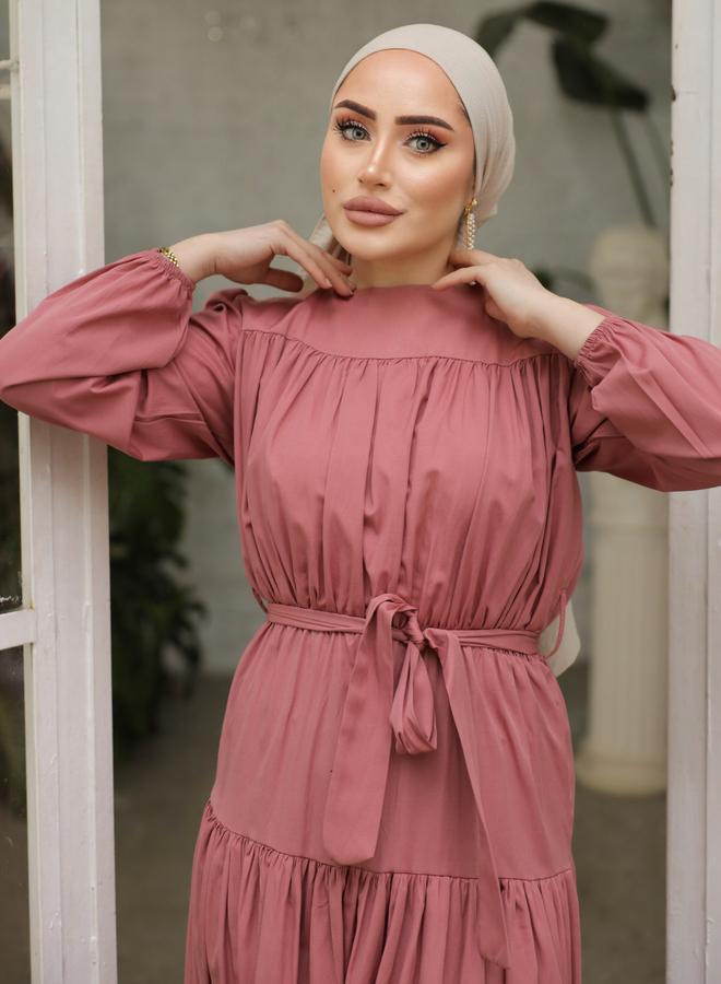 مودانيسا فستان طويل سادة بتفاصيل كسرات - Image 4