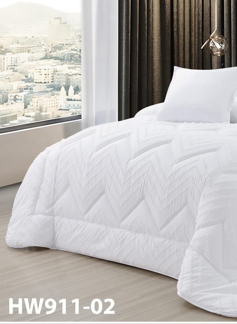 مون مفرش سرير مزدوج، لحاف فاخر، 8 قطع، مقاس 230×250 سم - Image 3