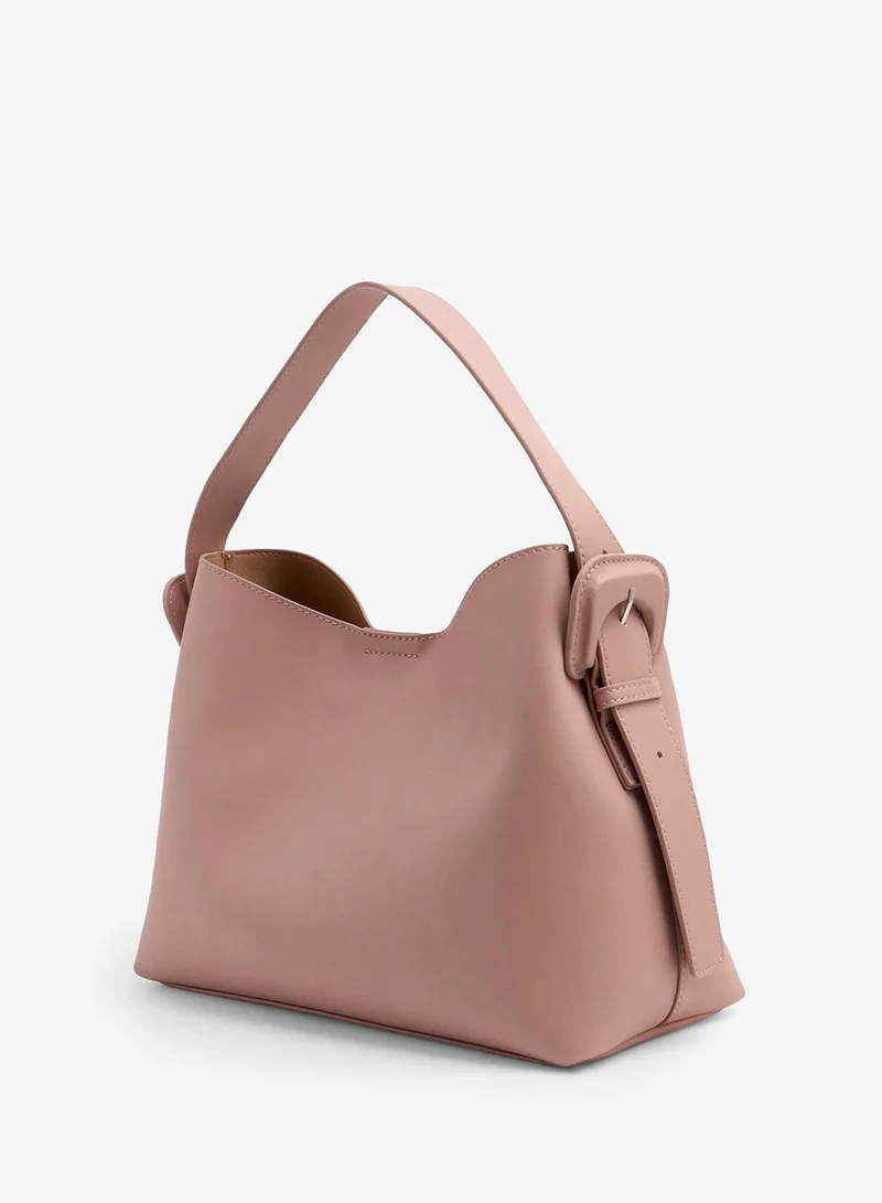 لوريان إلارا