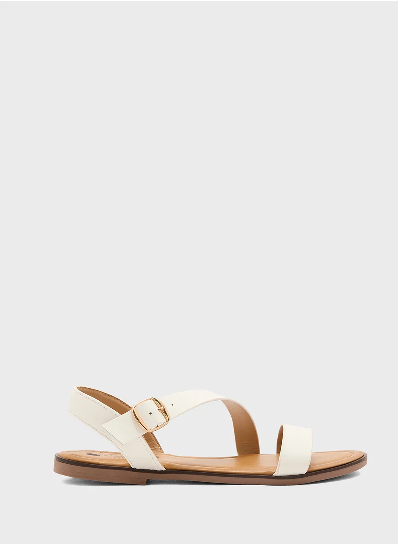 ايلا Strappy Flat Sandal With Buckle