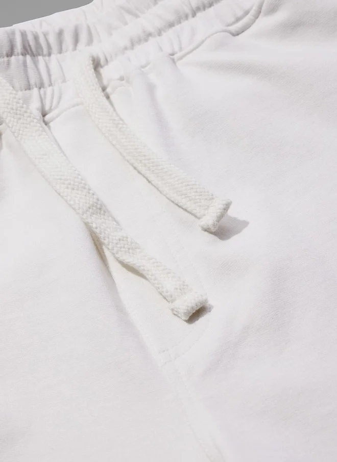 The Souled Store  The Souled Store Men Korean Solid White Joggers  | Best Price UAE