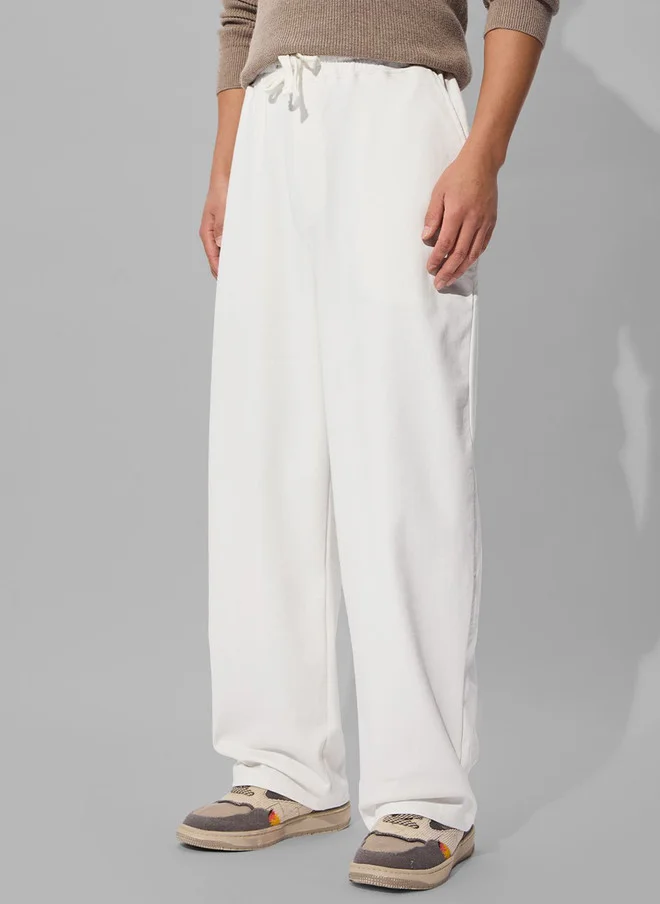 The Souled Store  The Souled Store Men Korean Solid White Joggers  | Best Price UAE