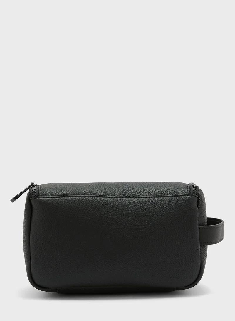 CALVIN KLEIN Logo Washbag