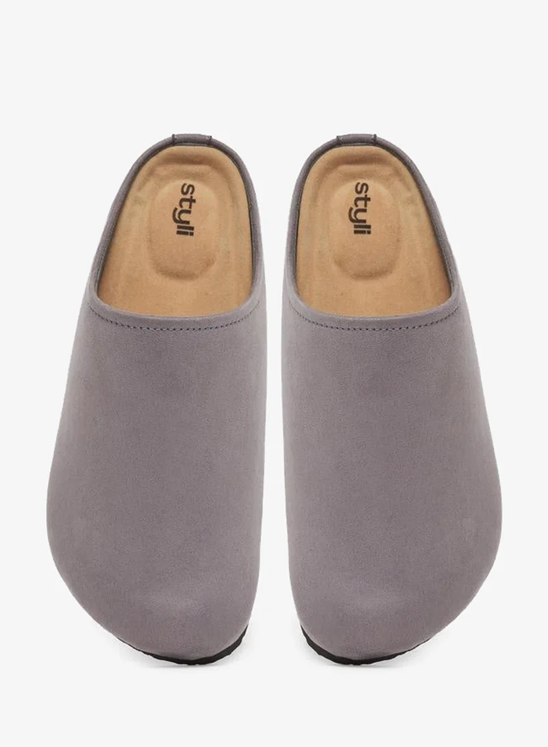 ستايلي صنادل ستايلي كلوبز مدورة من جلد سويدي صناعي