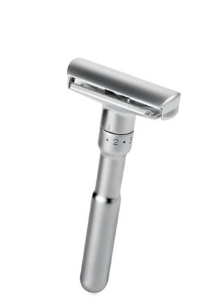 Adjustable Sharpness Double Edge Safety Razor Set Silver with 5 Blades - pzsku/Z2C1CDBA727EF6D0BCFEEZ/45/1746509346/1052d73c-94d4-4888-90fc-ae887445f41f
