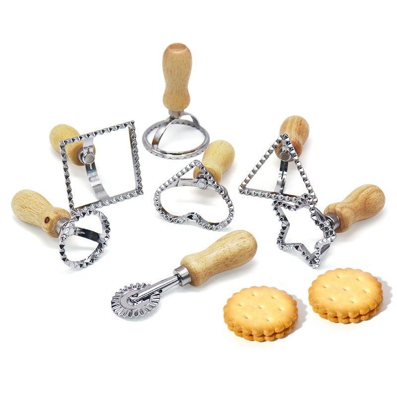 Zinc Alloy Biscuit Mold Snack Cake Dumpling Skin Edge Flower Embossed Biscuit Mold Wooden Handle Stainless Steel Pancake Cutter Wheel - Image 2