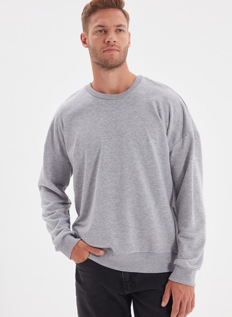 trendyol Essential Oversize Sweatshirt  - Image 2