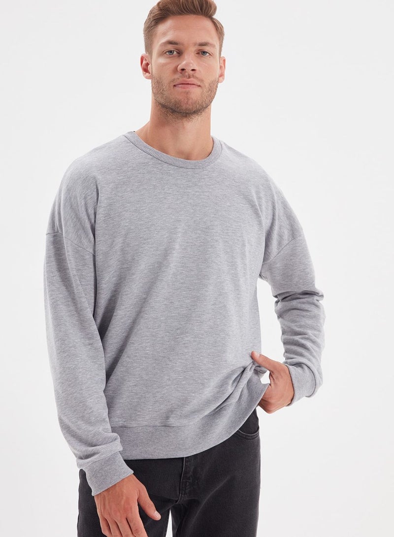 trendyol Essential Oversize Sweatshirt  - Image 3