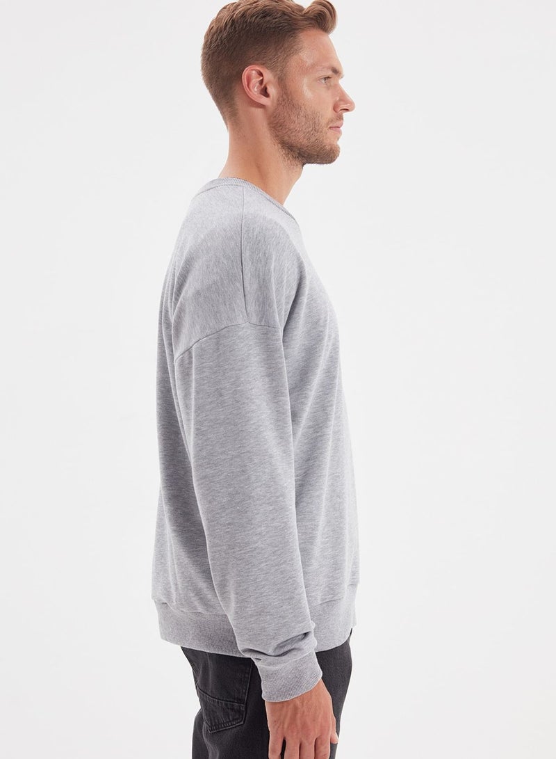 trendyol Essential Oversize Sweatshirt  - Image 5