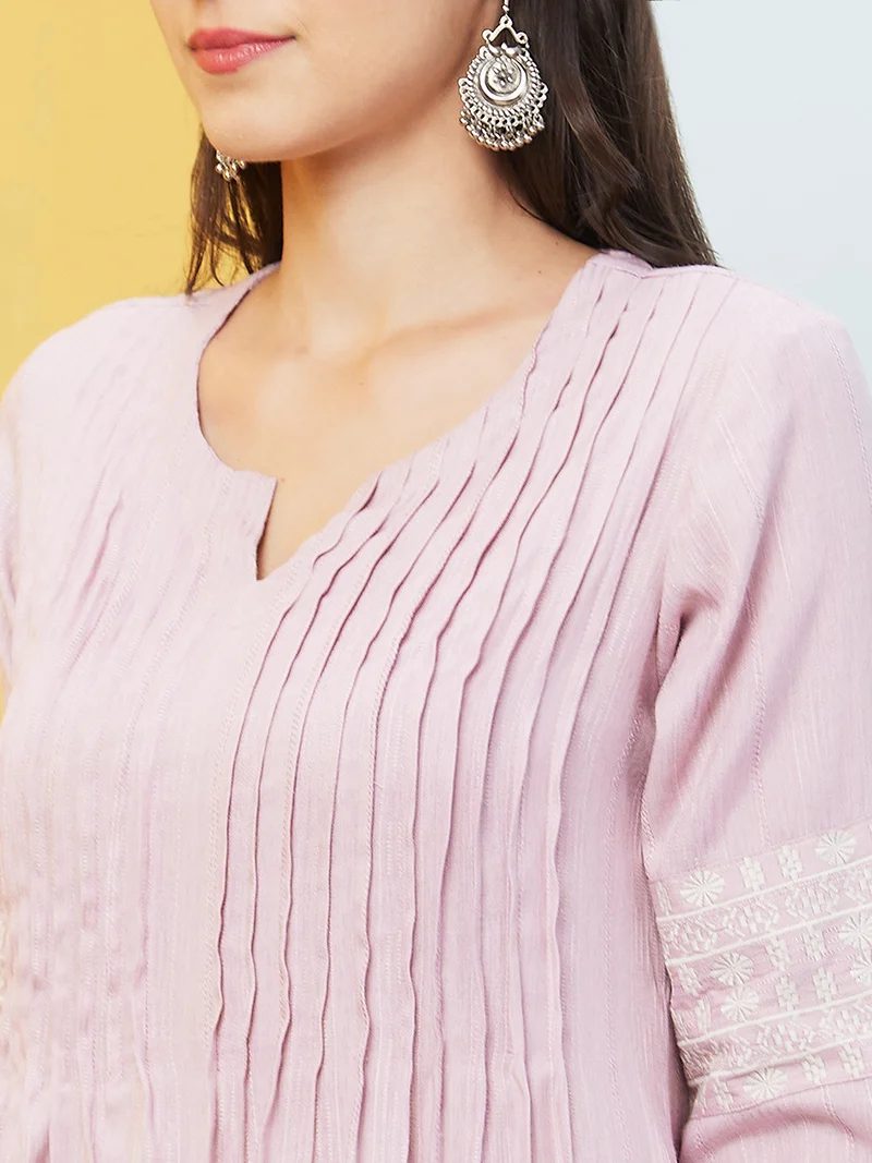 globus Women Lavender Ethnic Motifs Woven Design Thread Work Pleated Dobby Kurta