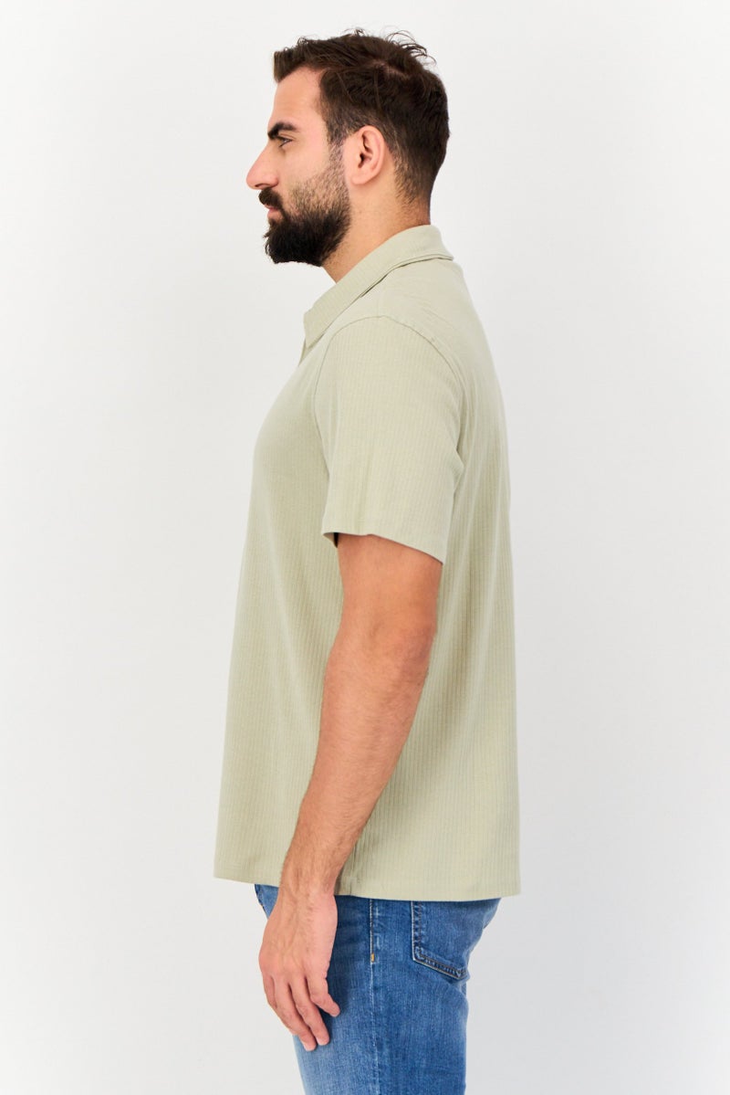 VINCE CAMUTO تي شيرت بولو للرجال بقصة عادية بأكمام قصيرة بسحاب ربع، أخضر مريمي - Image 3