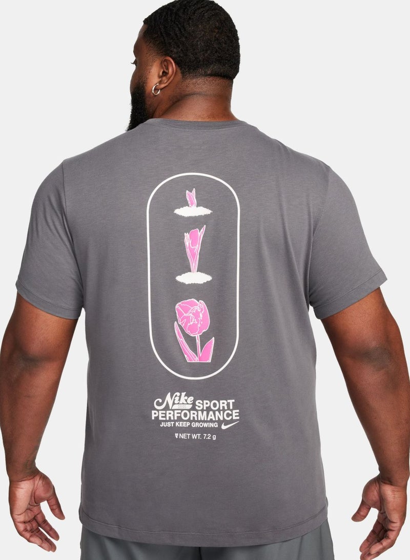 Nike Dri-Fit 3Mo Slub Gfx T-Shirt - Image 2