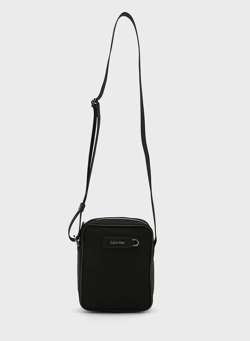 CALVIN KLEIN Wide Strap Messenger Bag