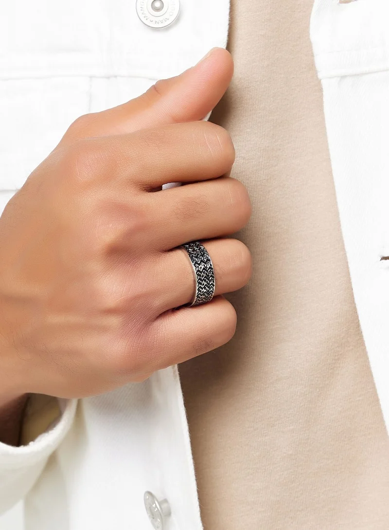 Seventy Five Zig Zag Motif Ring