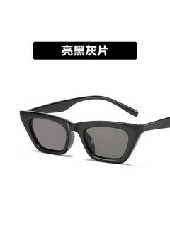 Vintage Cat-Eye Sunglasses Celebrity Style Bright Black Gray