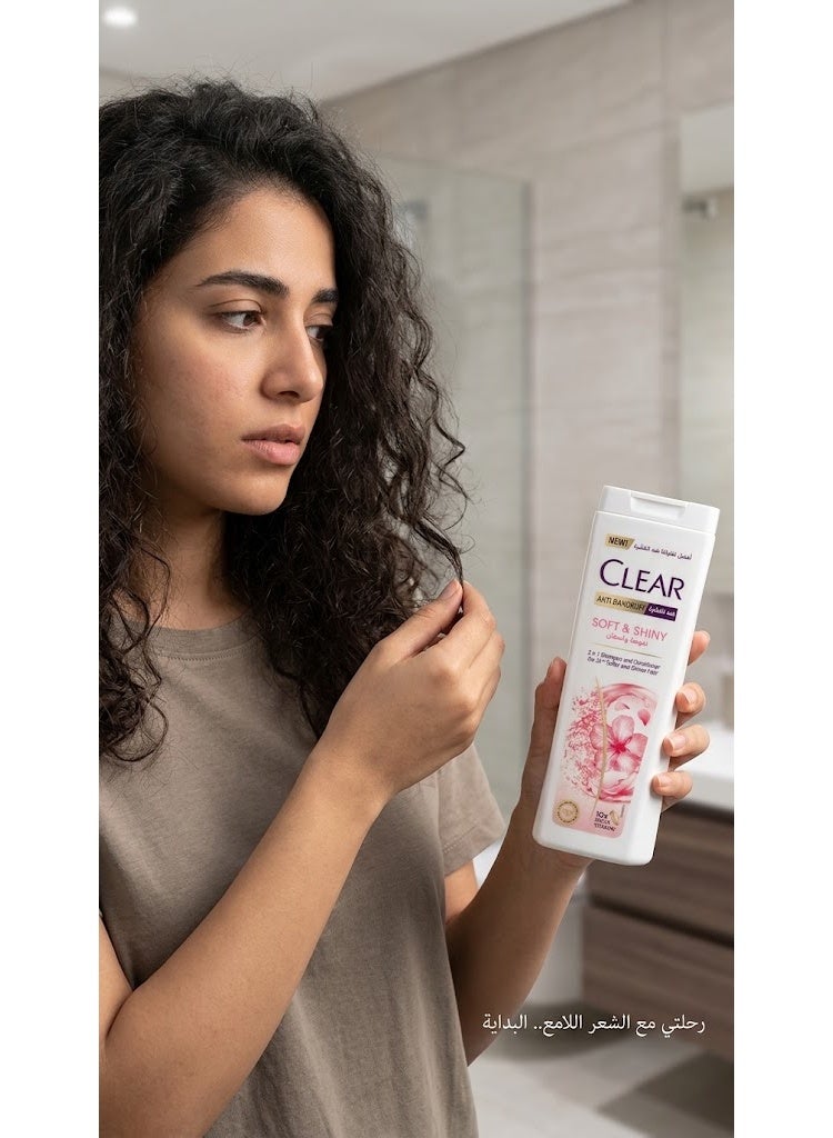 Clear  Anti-Dandruff Shampoo  Soft & Shiny Women's 360ML - Image 3