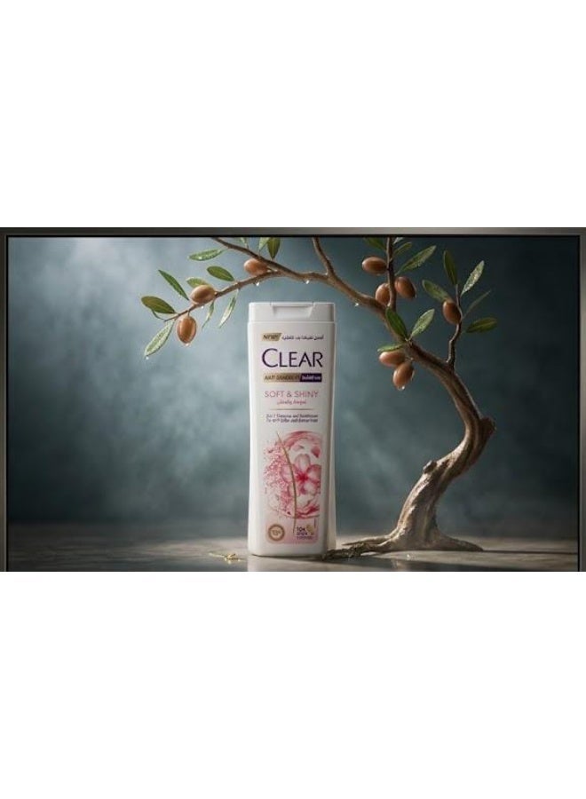 Clear  Anti-Dandruff Shampoo  Soft & Shiny Women's 360ML - Image 4