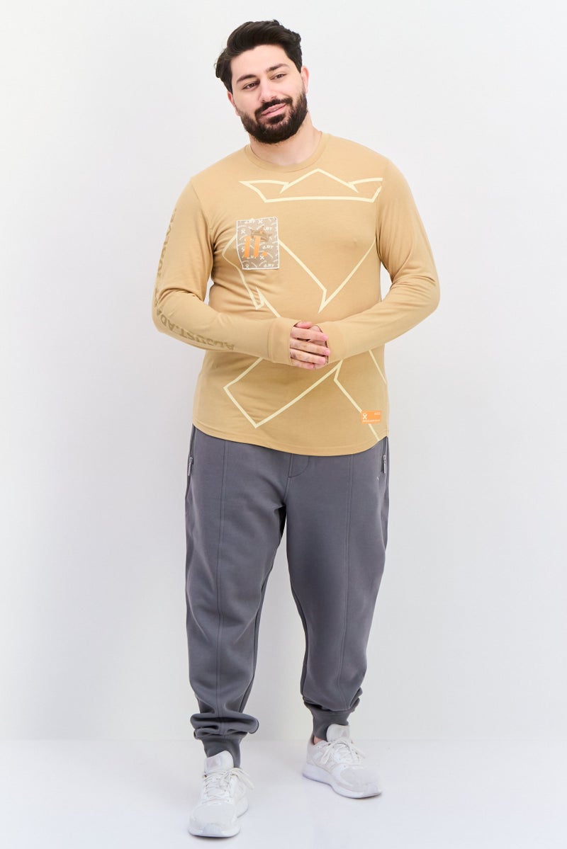 D RT تي شيرت رجالي بأكمام طويلة وطباعة جرافيك، لون بني - Image 2