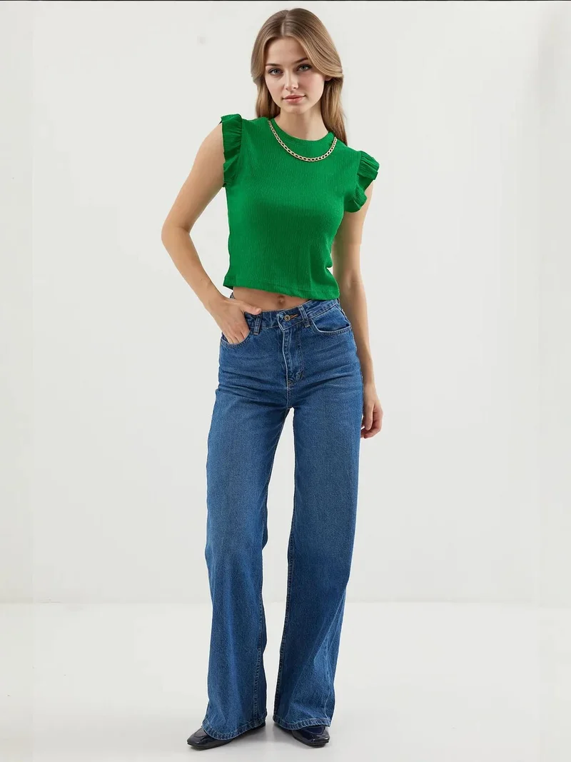 بيغ دارت بلوزة بياقة دائرية مطرزة بنسيج بارز من