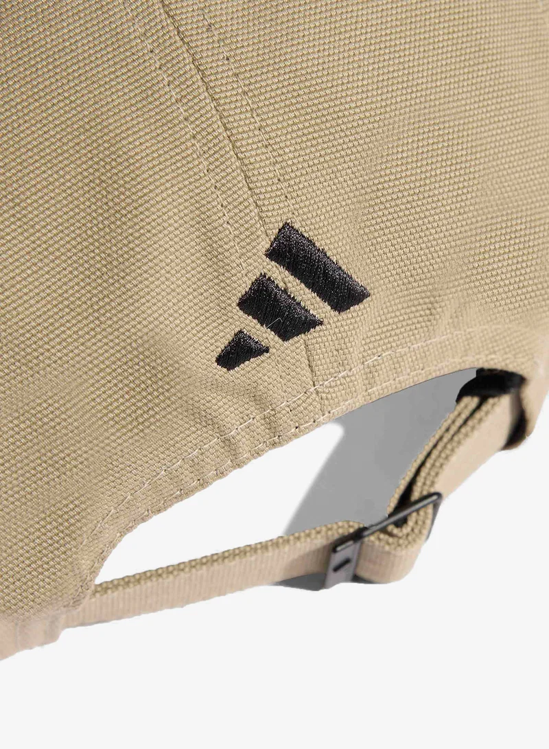 اديداس قبعة قماشية بخمس لوحات