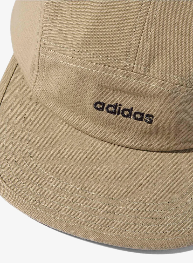 اديداس قبعة قماشية بخمس لوحات