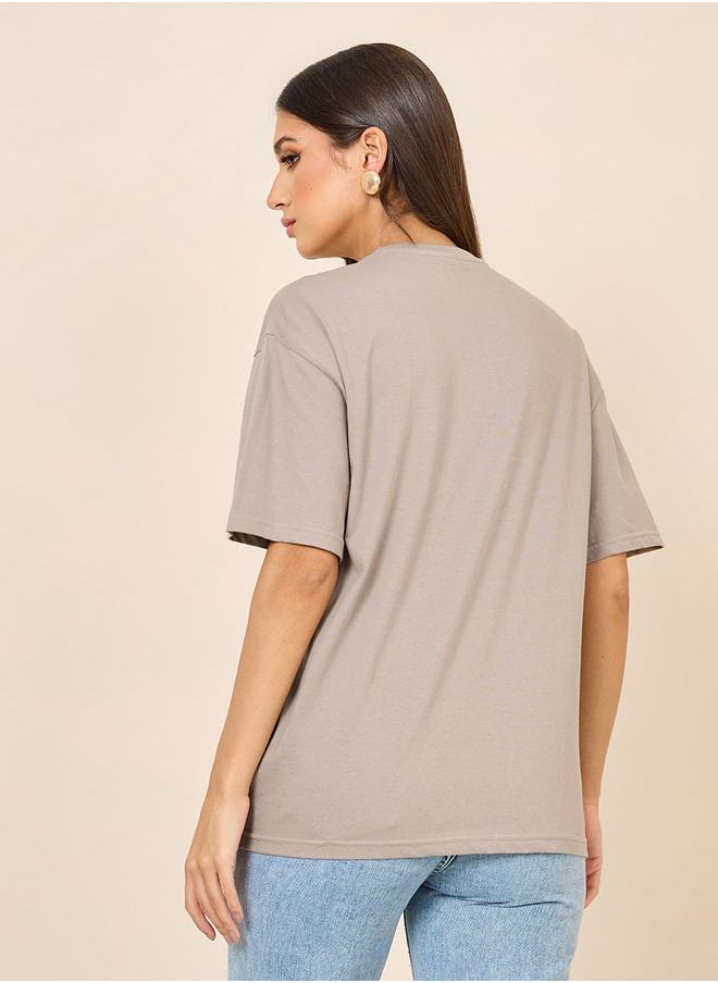 Styli Oversized Cotton Embroidered New York Longline T-Shirt  - Image 4