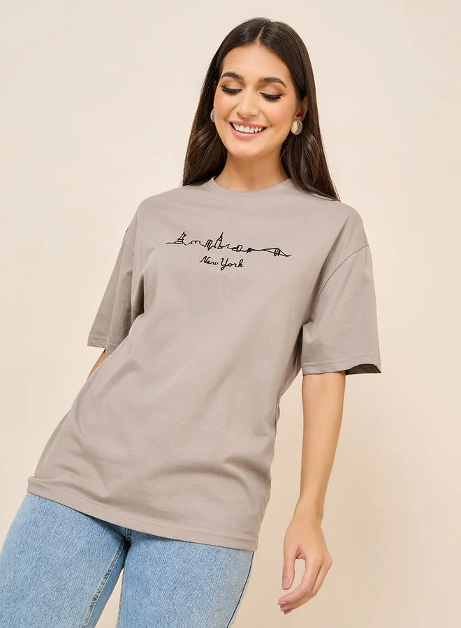 Styli Oversized Cotton Embroidered New York Longline T-Shirt