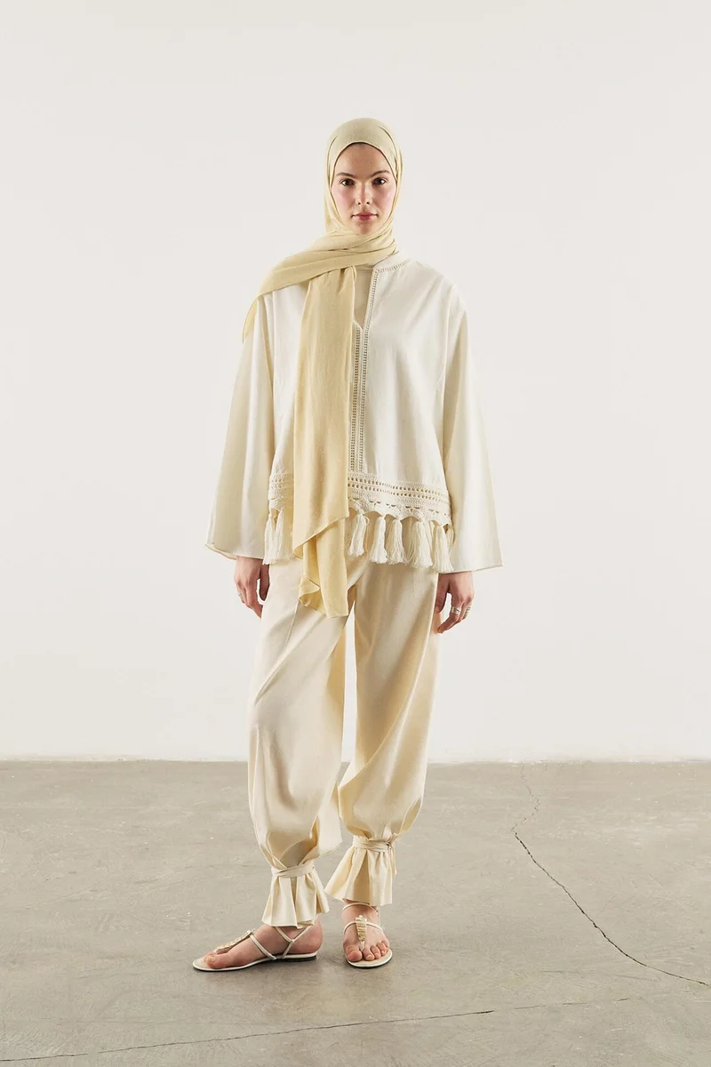 Defacto  Woman Shawl for Women | Best Price UAE