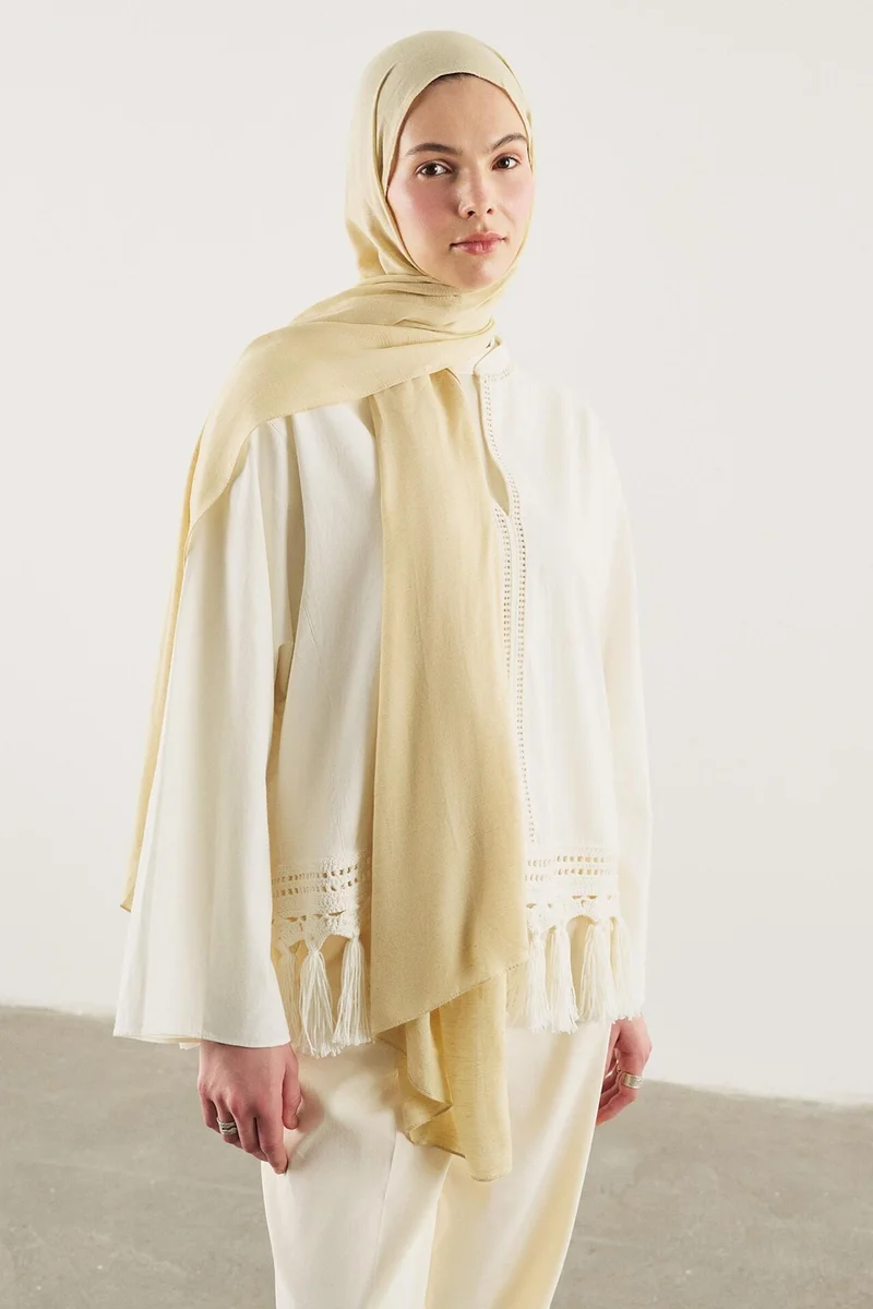 Defacto  Woman Shawl for Women | Best Price UAE