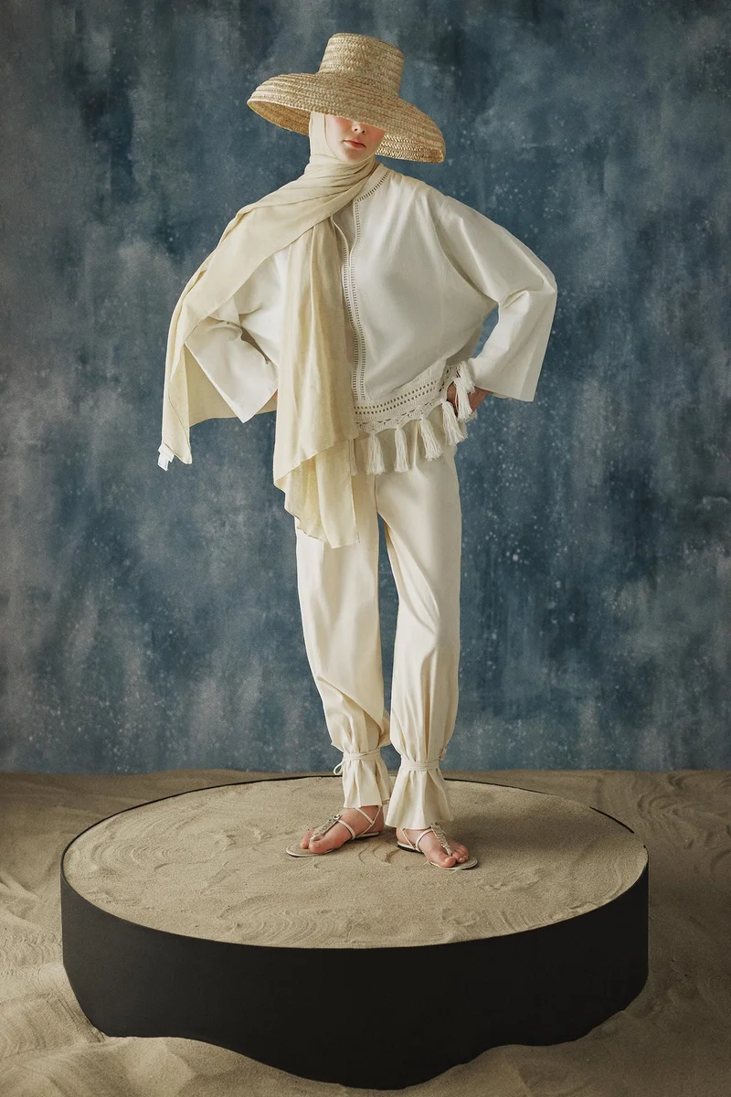Woman Shawl
