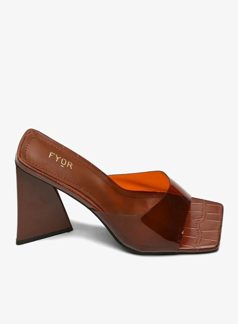 فايور Texture Pyramid Heel Sandal, CMJ 04
