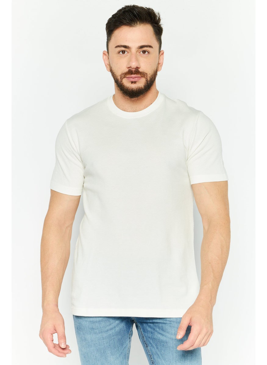 Men Crew Neck Textured Short Sleeves T-shirt, White - pzsku/Z2C3AFF44F0F52C9F6DD8Z/45/_/1737642640/77a13f2e-3924-4e94-96b8-53960f21136c