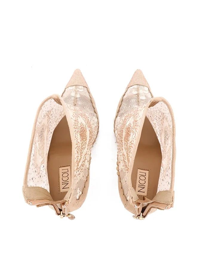 نيكولي هالسيون