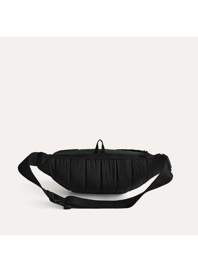 BAGSMART - Black Walker 2.5L Ultralight Travel Fanny Pack - Image 1