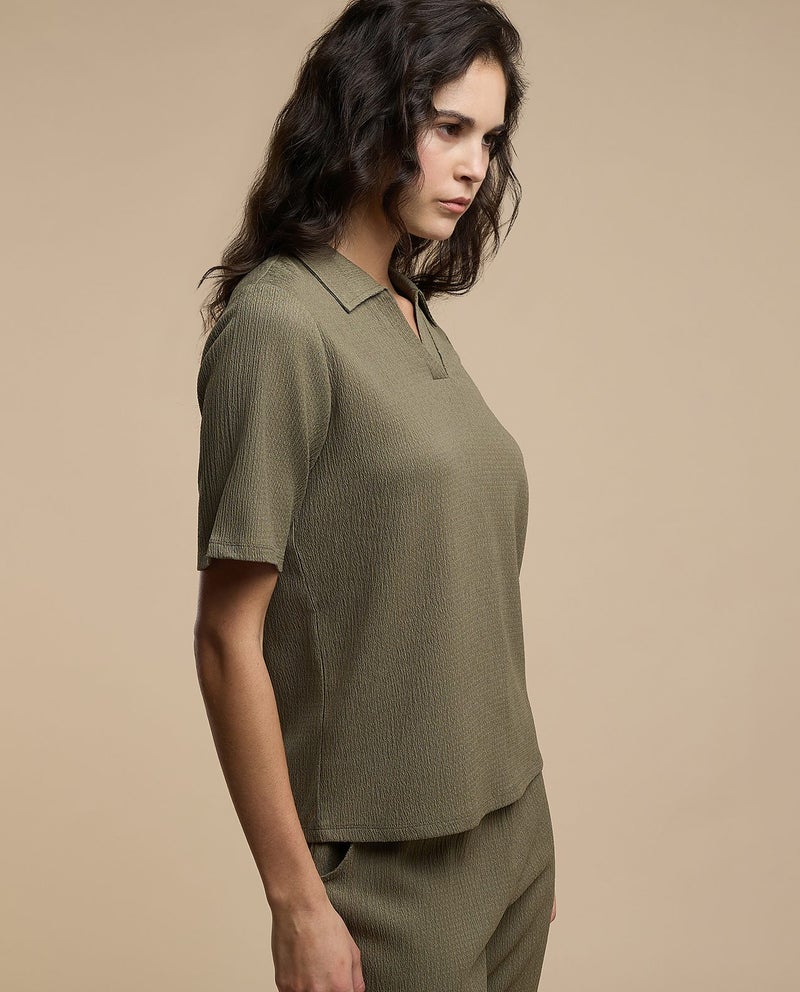 R&B Textured Top With Collared Neck And Short Sleeves - Image 3