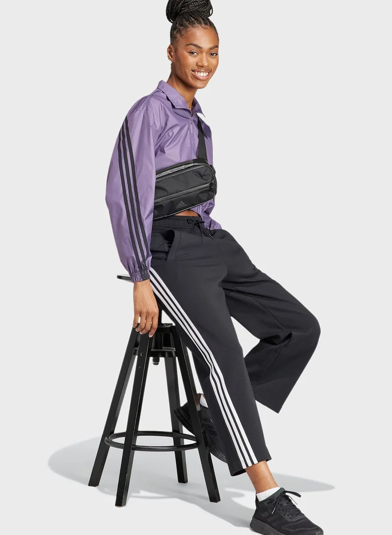 adidas جاكيت اساسي بـ 3 خطوط