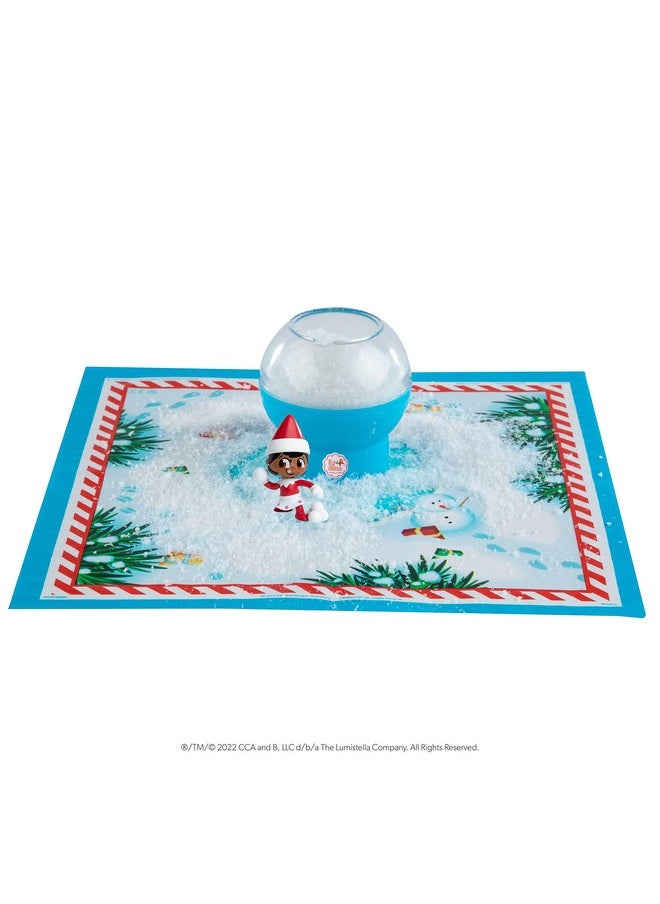 The Elf on the Shelf The Elf on the Shelf Secret SnoPrize - Collect one of Eight Mystery mini Figures. Includes Magical Snow Packet!  - Image 2