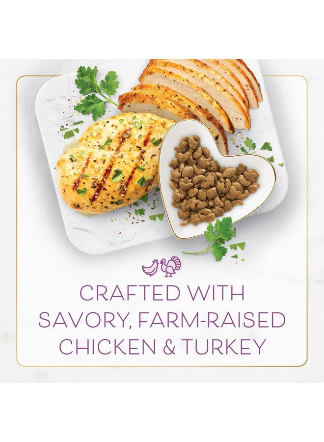 فانسي فيست طعام القطط الجاف بورينا فانسي فيست مع دجاج وديك رومي لذيذين من المزرعة - عبوة من 4 أكياس، 16 أونصة - Image 3