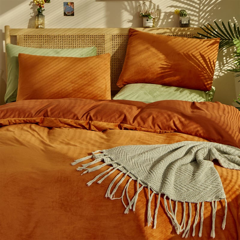 KAREVER Burnt Orange Color Velvet Comforter Set King Solid Rust Color Flannel Velvet Bedding Comforter Set All Caramel Colour 3 PCs Shaggy Soft Warm and Durable Flannel Blanket King - Image 2