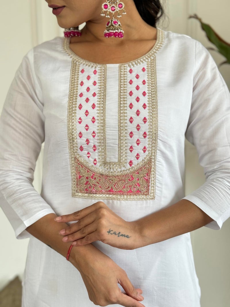 Naixa Women's White Viscose Rayon Embroidered Straight Kurta with Viscose Rayon Pant and Silk Printed Dupatta Sets (NX-594-White-M) - Image 4
